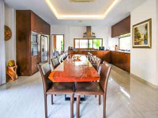 House For Sale And Rent East Pattaya