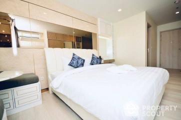 Studio Condo at Life One Wireless near BTS Phloen Chit