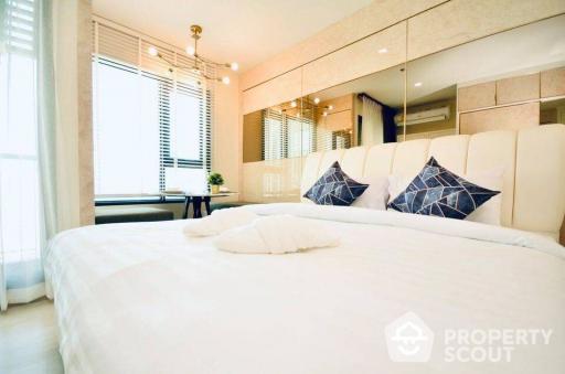 Studio Condo at Life One Wireless near BTS Phloen Chit