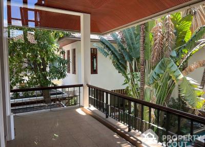 4-BR Villa near BTS Ekkamai