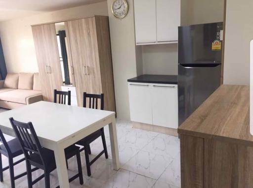 2 bed Condo in Srivara Mansion Din Daeng District C020760