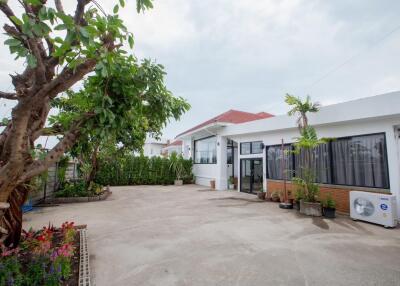 Pool Villa In Pimuk Village 3 For Sale