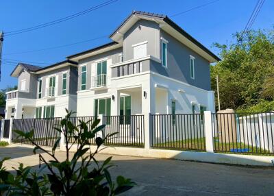 Newly Built 2 Story House in Namphrae Hang Dong  For Sale