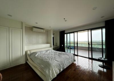 3 Bedroom Condo For Sale at Green Valley Condominium, Mae Rim