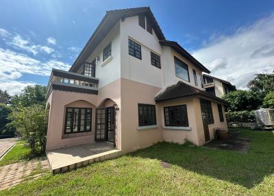 Beautiful 2 story house for sale
