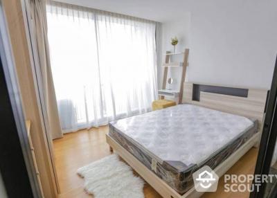 1-BR Condo near BTS Surasak