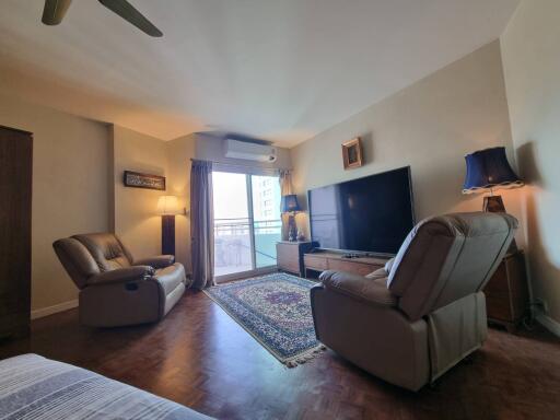 Riverside Condo for Sale with Tenant - Your Ideal Investment