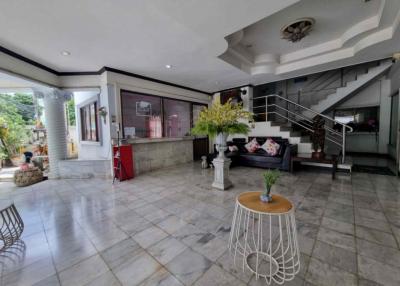 Prime Commercial Mansion Investment Opportunity Near Nimman/Maya Mall Chiang Mai
