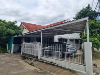 3 Bedroom 1 Bathroom San Phak Wan House