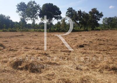 Plots of Land for Sale in Nam Prae Hang Dong Nearby Mae Hia Market