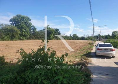 Plots of Land for Sale in Nam Prae Hang Dong Nearby Mae Hia Market