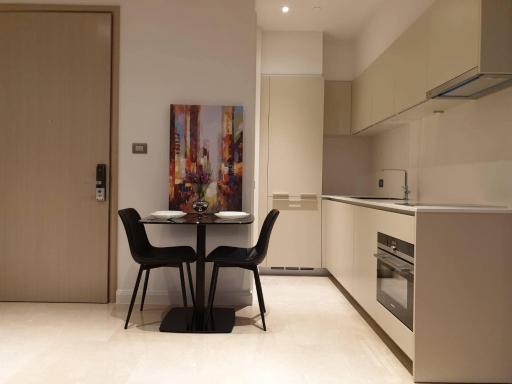 Modern kitchen with dining area