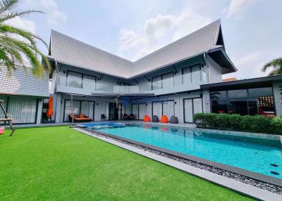 5 Bedrooms House in Lanna Villa East Pattaya H010542