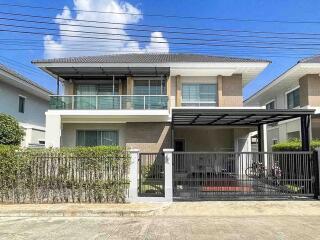 House for Sale in Bang Phli.