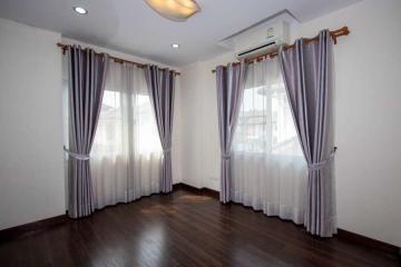 Beautiful House for rent in QHouse and View, Sankamphang-Chaing Mai