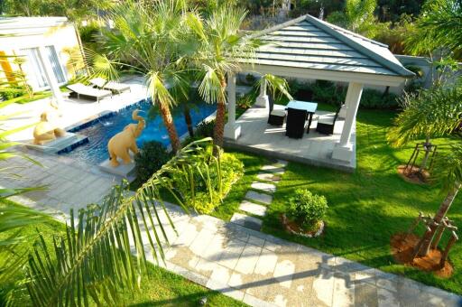 Luxury Pool Villa with beautiful garden for sale