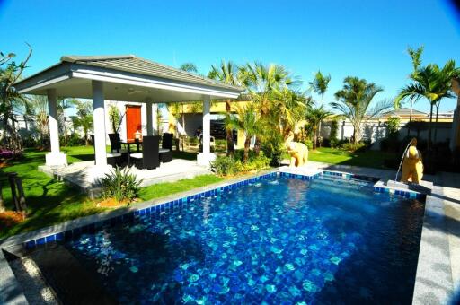 Luxury Pool Villa with beautiful garden for sale