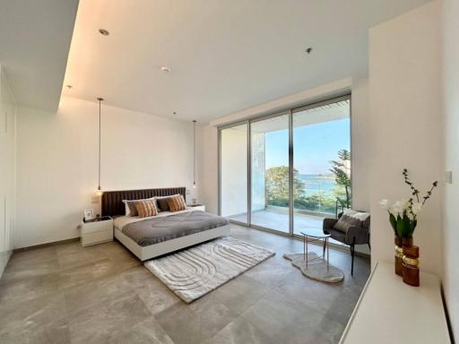 Modern 2-bedroom beachfront condo