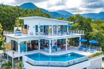 Stunning sea view luxury villa for sale in Koh Phangan