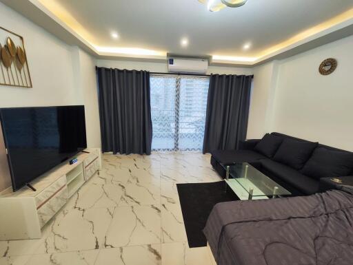 View Talay 5C Beach Front Condo For Rent!