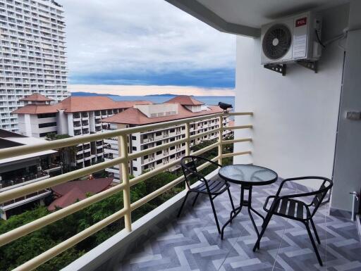 View Talay 5C Beach Front Condo For Rent!