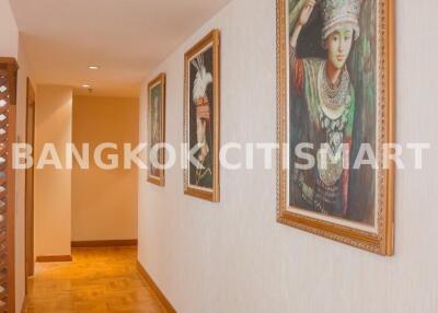 Condo at Langsuan Ville for rent