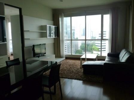 2 bedroom condo for rent at The Address Chidlom