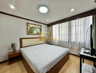 Acadamia Grand Tower  2 Bedroom Condo in Phrom Phong