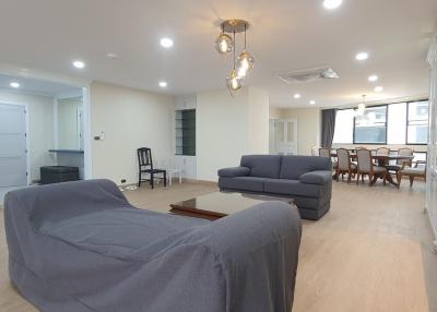 President Park  Renovated 3 Bedroom Property in Phrom Phong