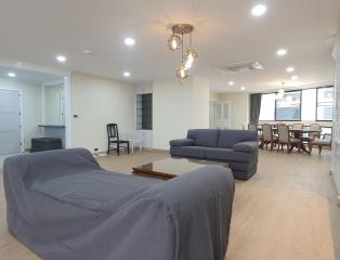 President Park  Renovated 3 Bedroom Property in Phrom Phong