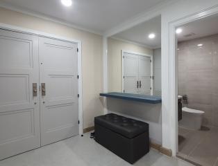 President Park  Renovated 3 Bedroom Property in Phrom Phong