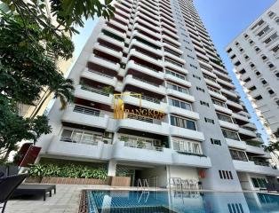 Wattana Heights  3 Bedroom Condo For Rent in Asoke