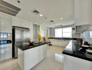 4 Bedroom Apartment in Sathorn