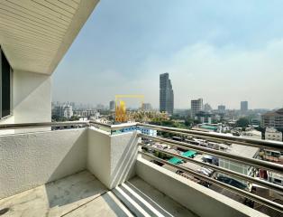 4 Bedroom Apartment in Sathorn