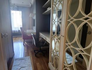 Emporio Place  2 Bedroom Condo For Rent in Phrom Phong