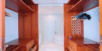 3 ห้องนอน, 3 ห้องน้ำ บ้าน ราคา ฿ 90,000/เดือน