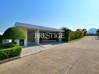 Silverhill-Residence – 3 Bed 4 Bath in Na-Jomtien PC7227