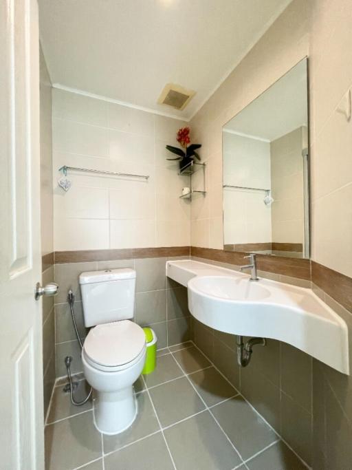 Clean and modern bathroom with tiled floor