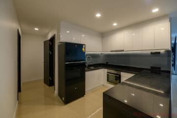 3 Bed Condo For Sale In Pratumnak - The Elegance