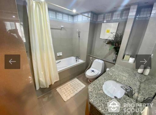 2-BR Condo at Asoke Place near MRT Sukhumvit