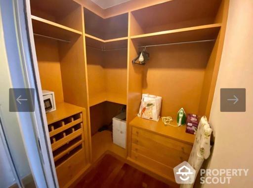 2-BR Condo at Asoke Place near MRT Sukhumvit