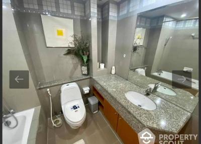 2-BR Condo at Asoke Place near MRT Sukhumvit