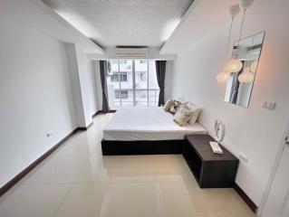 3 bed Condo in The Waterford Sukhumvit 50 Phra Khanong Sub District C020764