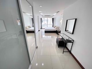 3 bed Condo in The Waterford Sukhumvit 50 Phra Khanong Sub District C020764