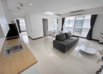 3 bed Condo in The Waterford Sukhumvit 50 Phra Khanong Sub District C020764