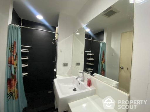 2-BR Condo at D 65 Condominium near BTS Ekkamai