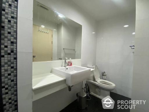 2-BR Condo at D 65 Condominium near BTS Ekkamai