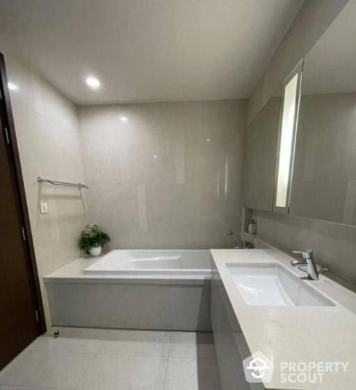 2-BR Condo at Quattro By Sansiri near BTS Thong Lor