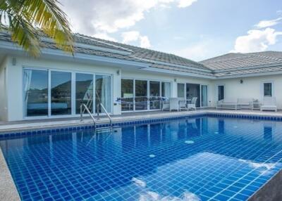 Black Mountain golf course 3 bedroom pool villa for sale Hua Hin