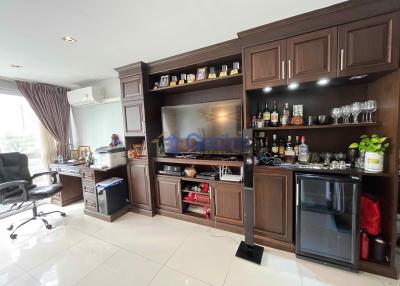 2 Bedrooms Condo in Pattaya Heights South Pattaya C011333